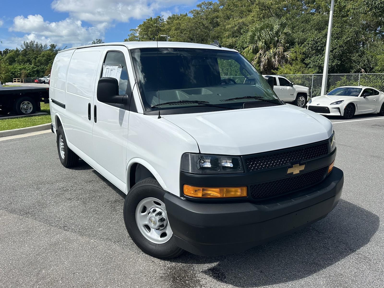 New 2025 Chevrolet Express 2500 - photo 41