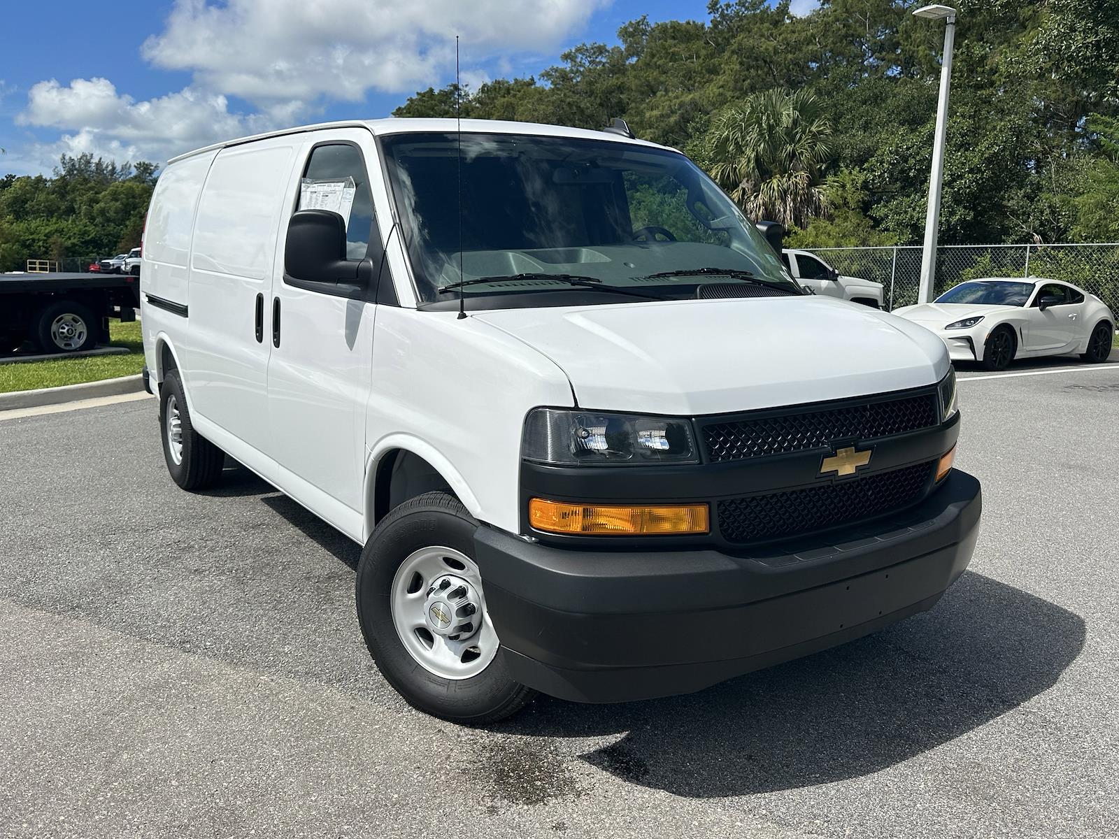 New 2025 Chevrolet Express 2500 - photo 37