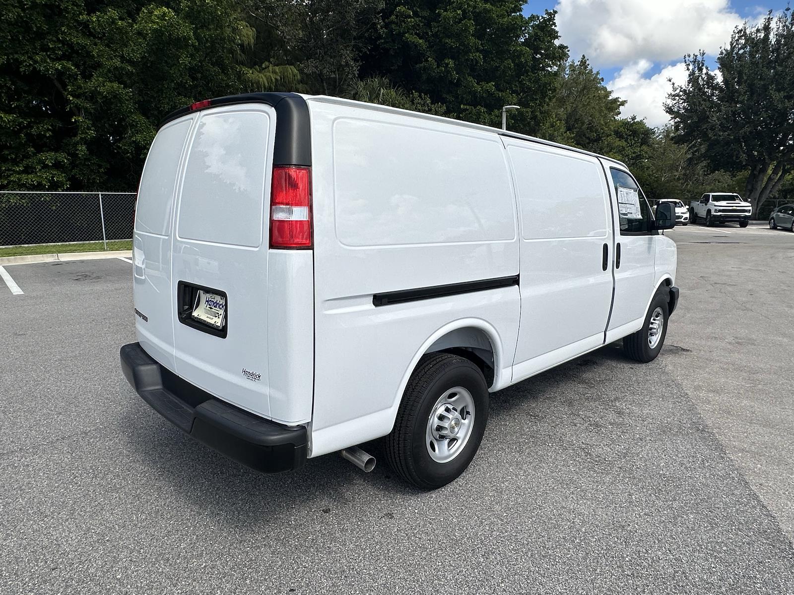 New 2025 Chevrolet Express 2500 - photo 2