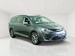 2018 Chrysler Pacifica FWD Minivan for sale #D10345B - photo 1