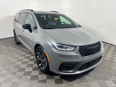 2025 Chrysler Pacifica FWD Minivan for sale #D6504Z - photo 1