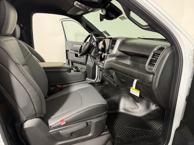 New 2026 Ram 3500 - photo 37