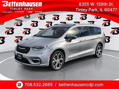 Used 2024 Chrysler Pacifica Pinnacle Minivan for sale #C16894A - photo 1
