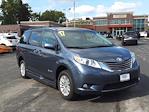 2017 Toyota Sienna 4x2, Mobility for sale #H0081 - photo 2