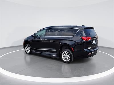 Used 2017 Chrysler Pacifica Touring L Plus Minivan for sale #H0093 - photo 2