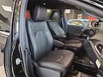 Used 2025 Chrysler Pacifica Select Minivan for sale #H0097 - photo 15