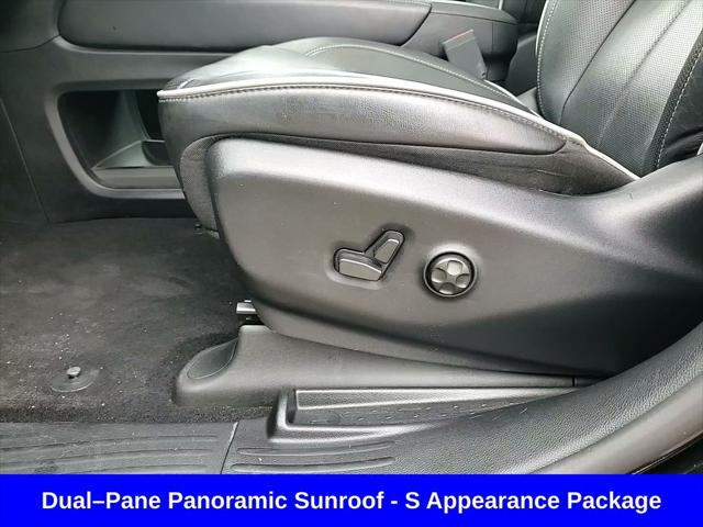 Used 2025 Chrysler Pacifica - photo 25
