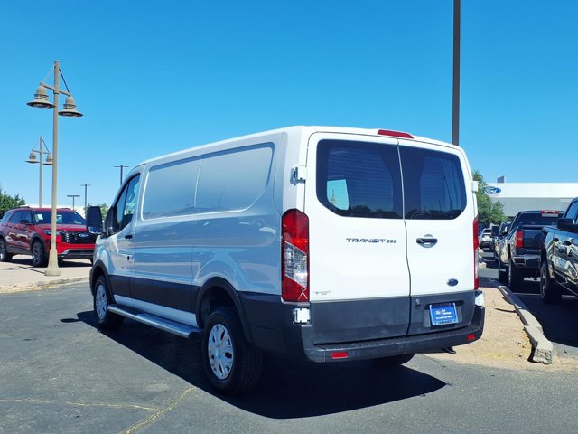 Used 2023 Ford Transit 250 - photo 5