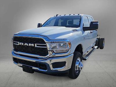 2024 Ram 3500 Crew Cab DRW 4x4, Cab Chassis for sale #RG416330 - photo 1