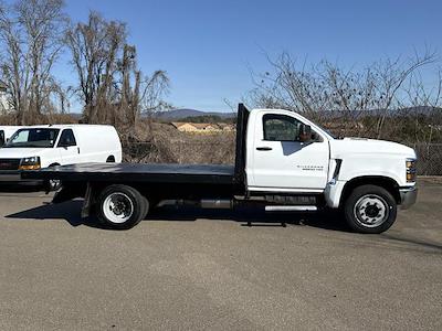 Used 2021 Chevrolet Silverado 5500 Regular Cab Flatbed Truck for sale #24261A - photo 2