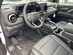 2025 Chevrolet Colorado Crew Cab 4WD Pickup for sale #25324 - photo 5