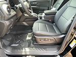 2025 Chevrolet Colorado Crew Cab 4WD Pickup for sale #25339 - photo 6