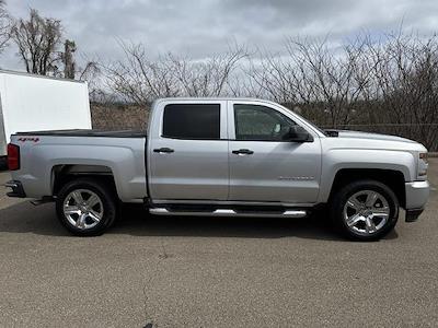 Used 2018 Chevrolet Silverado 1500 - photo 1