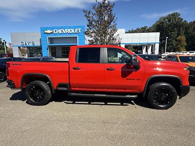 2026 Chevrolet Silverado 2500 Crew Cab 4WD Pickup for sale #26085 - photo 2