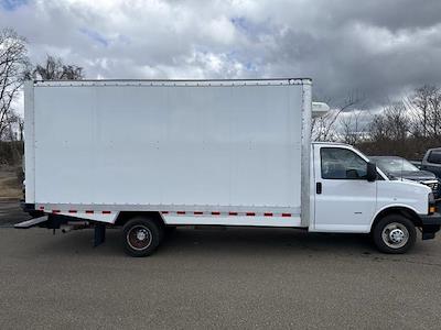 Used 2024 Chevrolet Express 3500 - photo 1