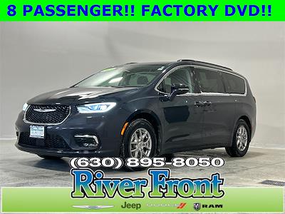 Used 2021 Chrysler Pacifica Touring Minivan for sale #25556-1 - photo 1