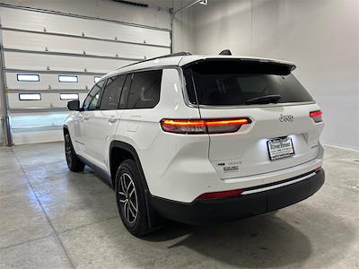 Used 2022 Jeep Grand Cherokee L Laredo for sale #R7791-1 - photo 2