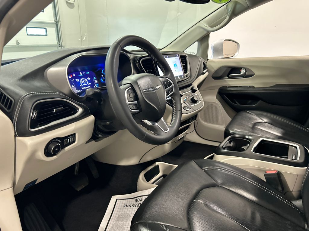 Used 2022 Chrysler Pacifica - photo 19
