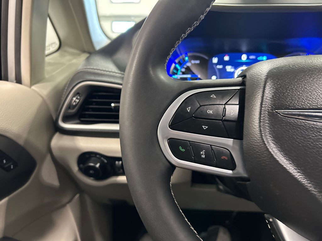 Used 2022 Chrysler Pacifica - photo 21