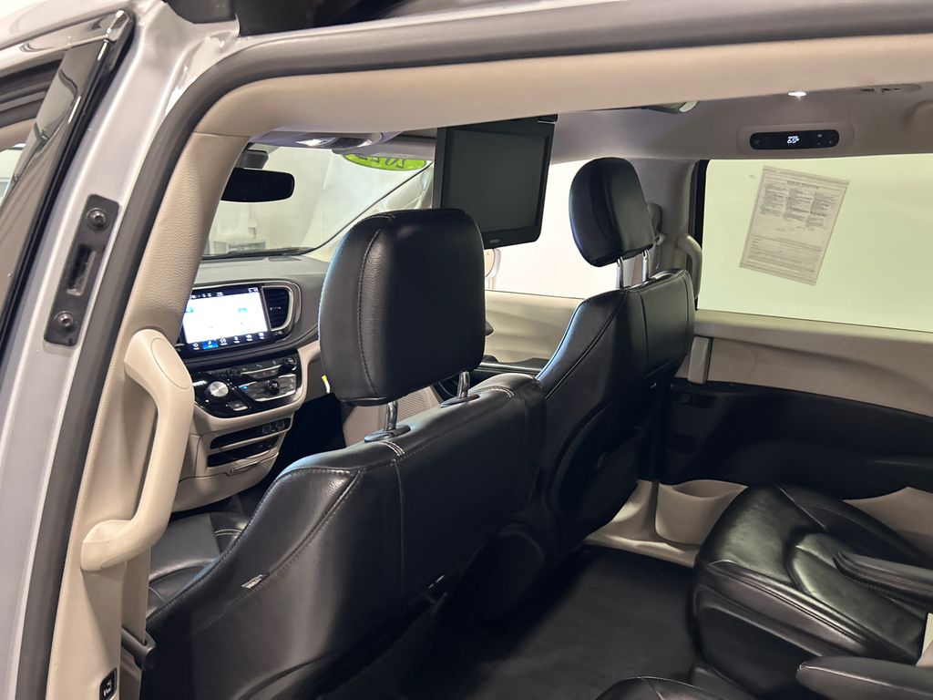Used 2022 Chrysler Pacifica - photo 30
