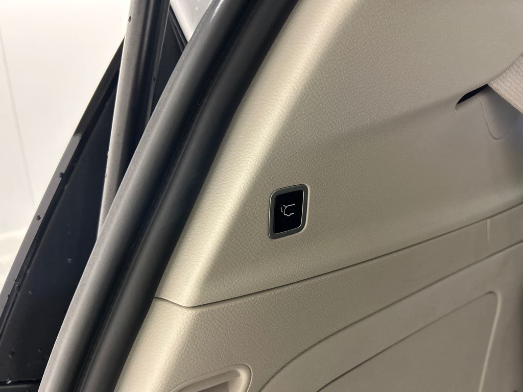Used 2022 Chrysler Pacifica - photo 34