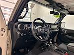 2022 Jeep Gladiator Crew Cab 4WD Pickup for sale #R8020 - photo 15