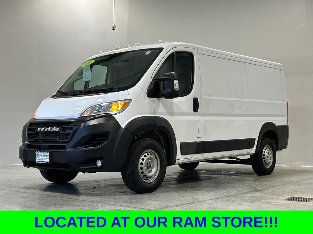 Used 2025 Ram ProMaster 2500 - photo 5