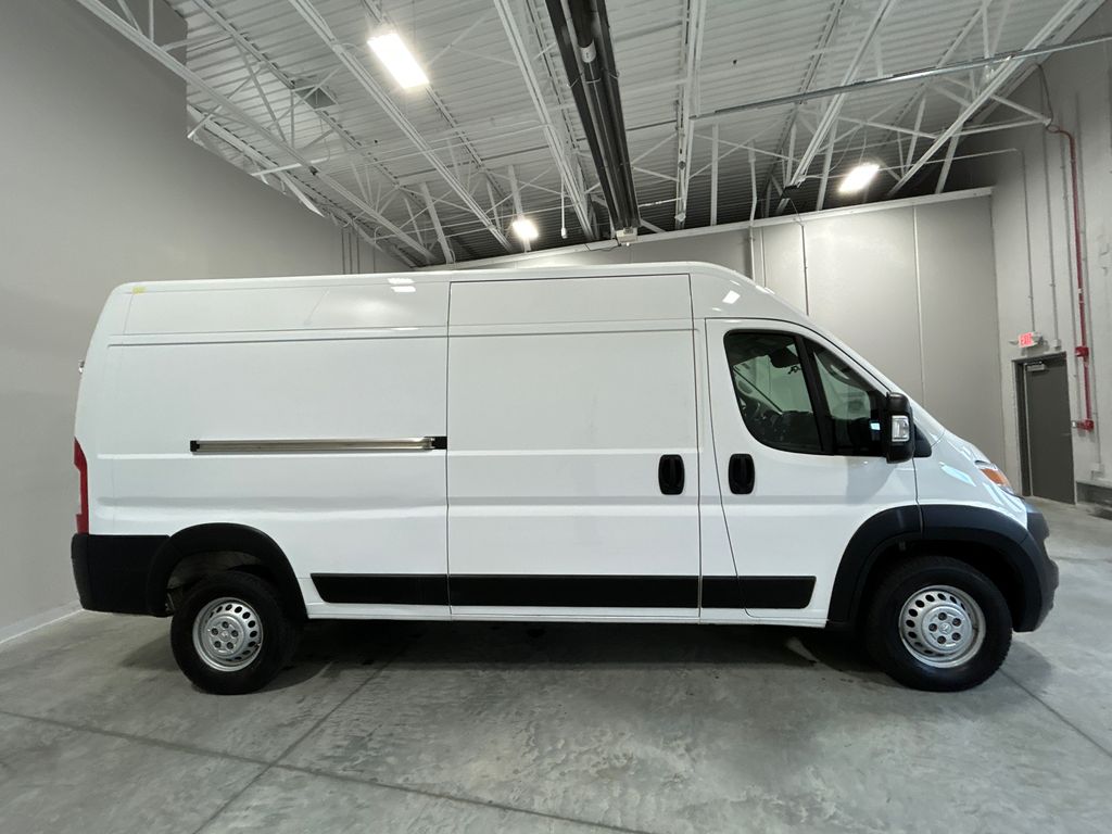 Used 2025 Ram ProMaster 2500 - photo 7