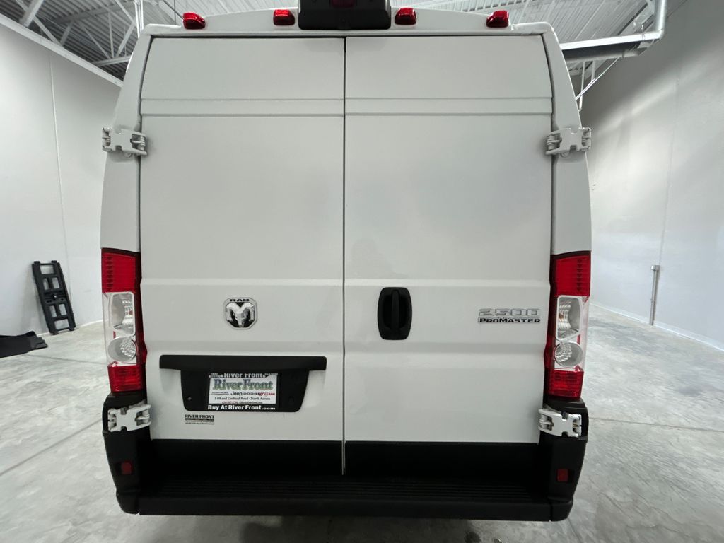 Used 2025 Ram ProMaster 2500 - photo 9