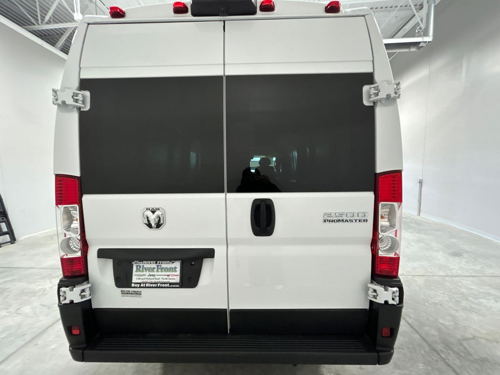 Used 2023 Ram ProMaster 2500 - photo 9