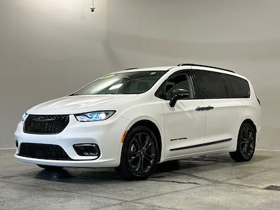 2024 Chrysler Pacifica FWD Minivan for sale #R8153 - photo 2