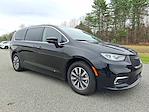 Used 2024 Chrysler Pacifica Select Minivan for sale #C9514 - photo 2