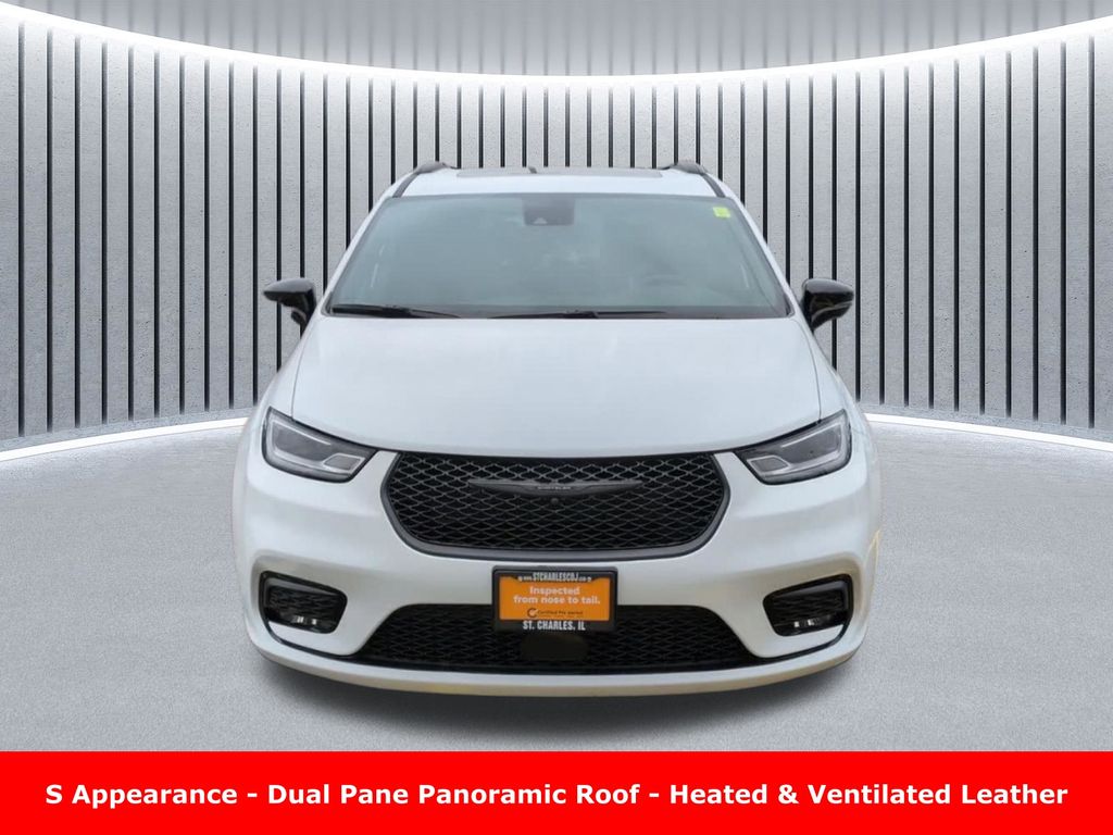 Used 2025 Chrysler Pacifica - photo 13
