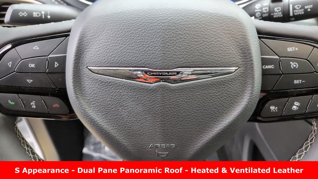 Used 2025 Chrysler Pacifica - photo 19