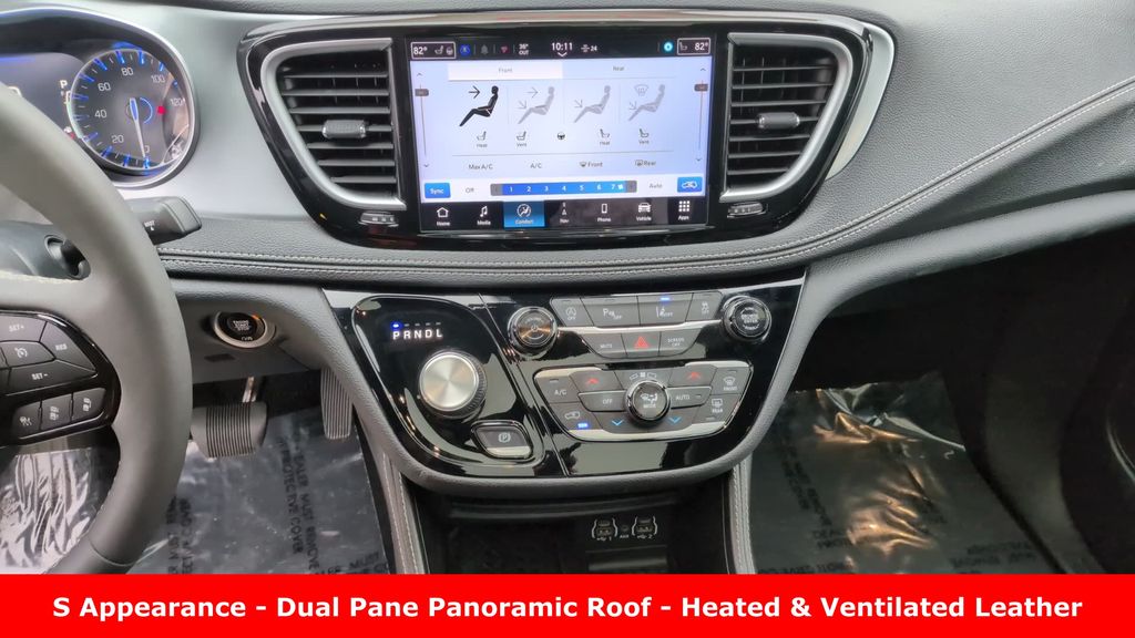 Used 2025 Chrysler Pacifica - photo 22