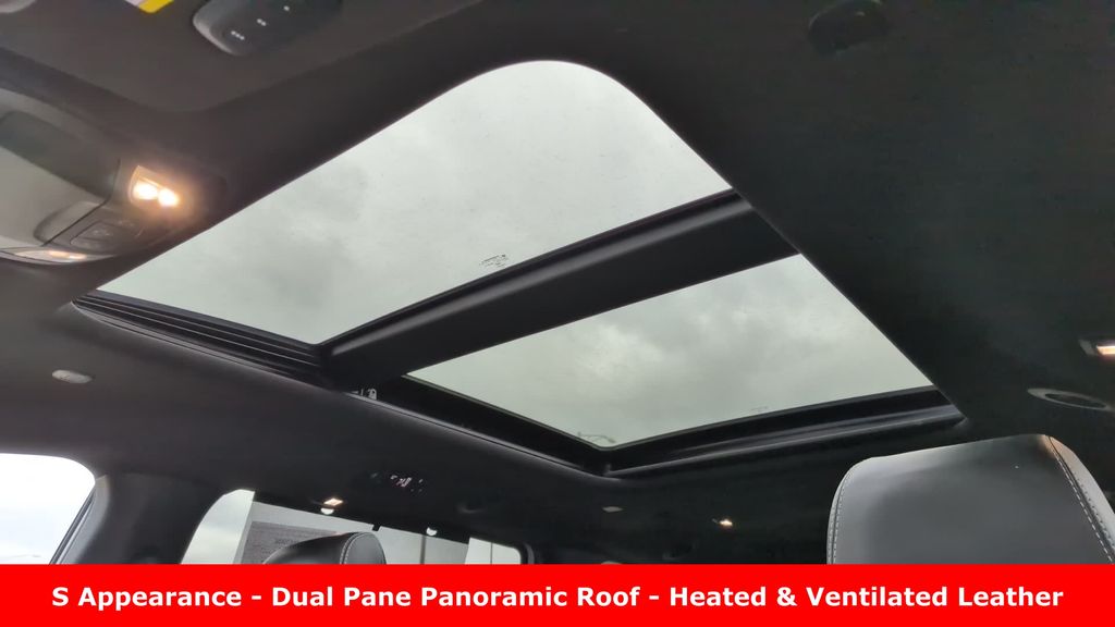 Used 2025 Chrysler Pacifica - photo 26
