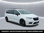 Used 2025 Chrysler Pacifica Limited Minivan for sale #C9621 - photo 3