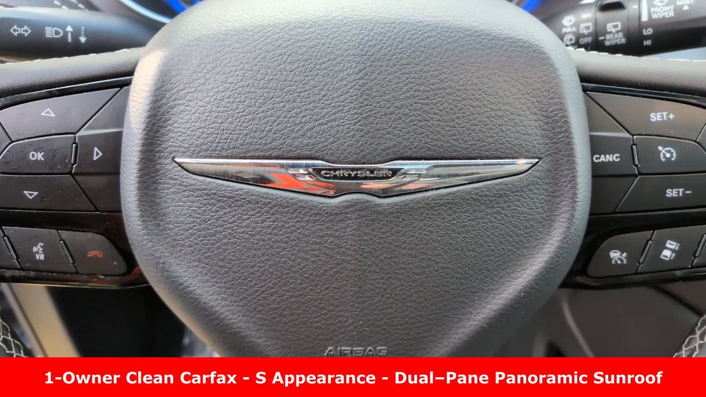 Used 2025 Chrysler Pacifica - photo 19