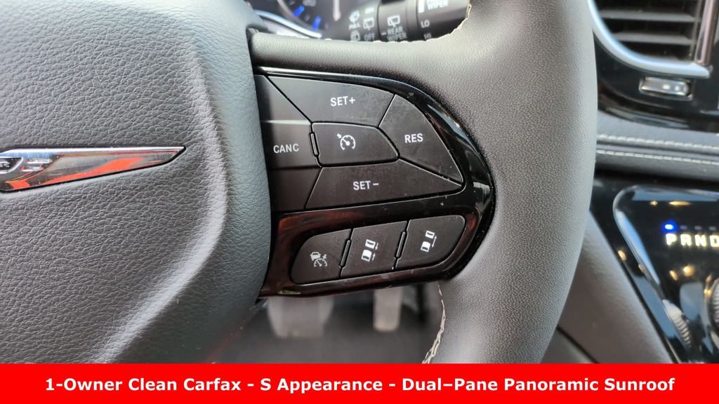 Used 2025 Chrysler Pacifica - photo 20