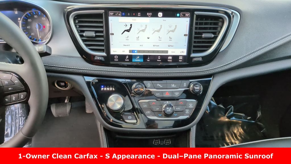 Used 2025 Chrysler Pacifica - photo 22