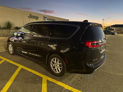 2023 Chrysler Pacifica FWD Minivan for sale #C9762B - photo 2