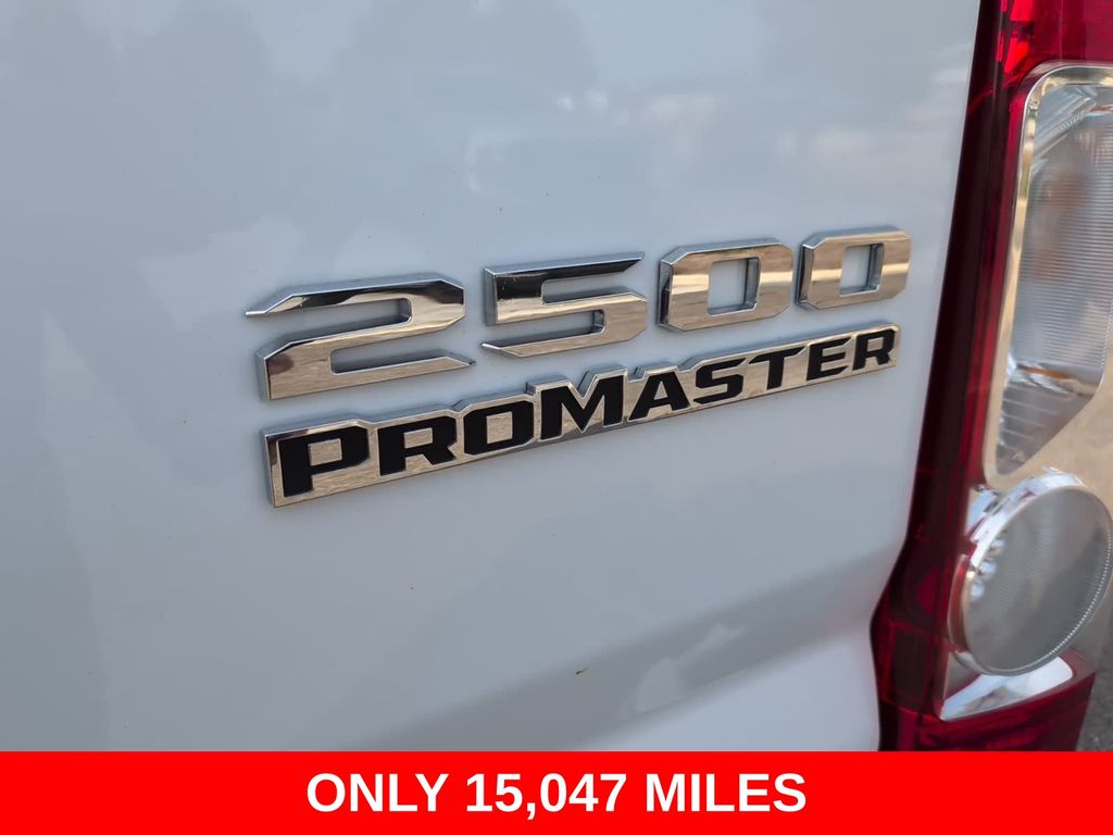 Used 2025 Ram ProMaster 2500 - photo 2
