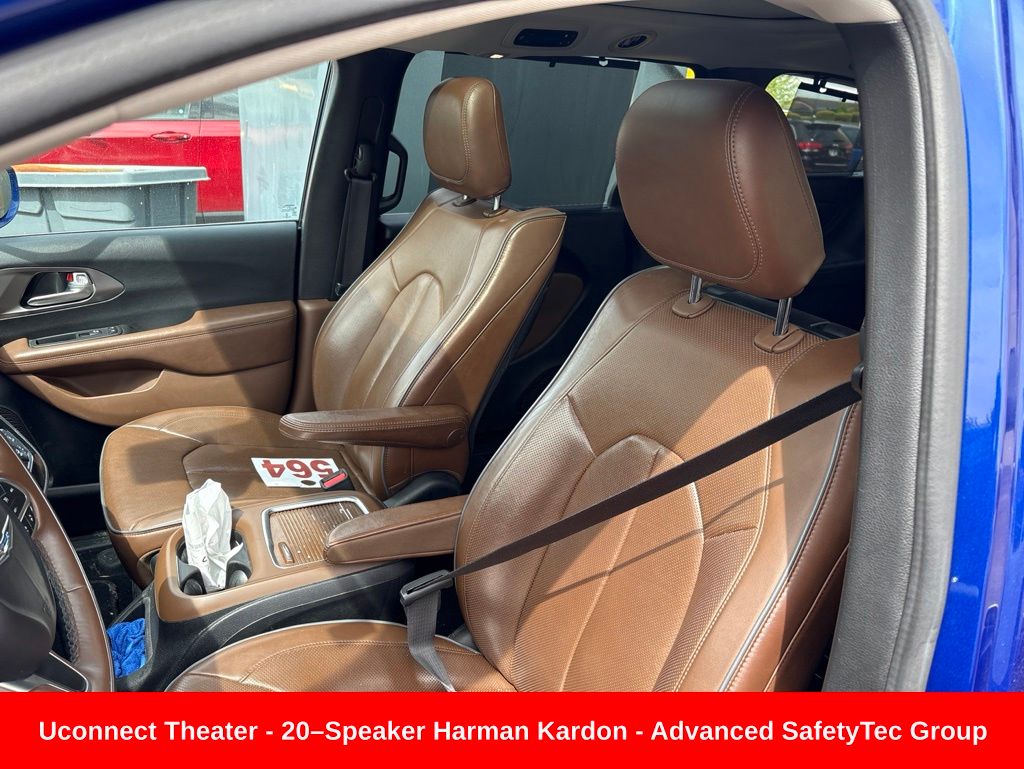 Used 2018 Chrysler Pacifica - photo 5