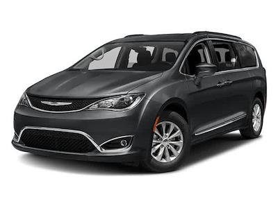 2017 Chrysler Pacifica FWD Minivan for sale #HR500881 - photo 1