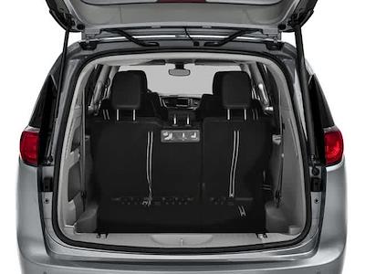 2017 Chrysler Pacifica FWD Minivan for sale #HR500881 - photo 2