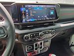 2024 Jeep Gladiator Crew Cab 4WD Pickup for sale #RL113555U - photo 28