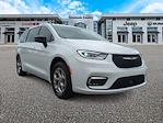 Used 2024 Chrysler Pacifica Limited Minivan for sale #RR122483 - photo 4