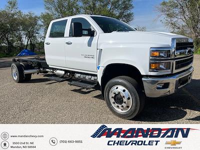 2024 Chevrolet Silverado 5500 Crew Cab DRW 4WD, Cab Chassis for sale #RH061722 - photo 1