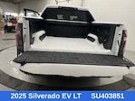 2025 Chevrolet Silverado EV Crew Cab 4WD, Pickup for sale #SU403851 - photo 20