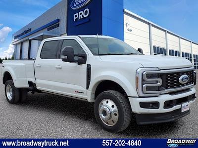 New 2025 Ford F-450 - photo 1